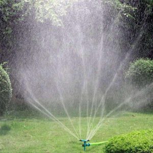 Système d'arrosage pour jardin en rotation