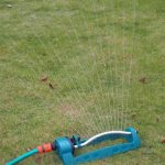 Arrosage automatique pour pelouse oscillant