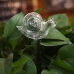Élégant arrosage en verre pour animaux de jardin