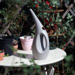 Arrosoir ergonomique 2 litres, parfait pour le jardin