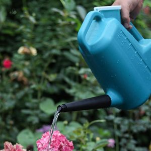 Arrosoir de 5 litres pour un arrosage efficace des plantes