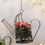 Arrosoir décoratif à fixer pour un jardin stylé