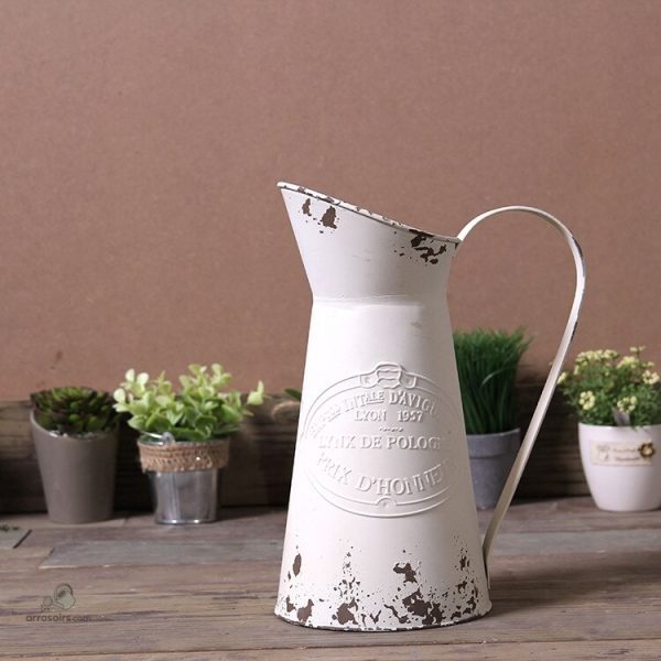Arrosoir style vintage, parfait pour les mariages