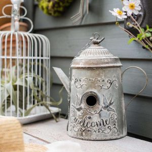 Nichoir Oiseau en arrosoir décoratif pour ambiance vintage