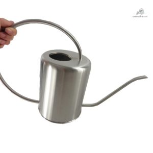 Arrosoir design en inox élégant et moderne