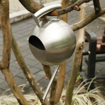 Arrosoir inox au design sphérique pour plantes