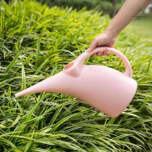 Arrosoir léger en plastique, idéal pour le jardinage