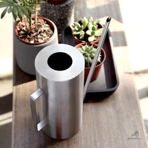 arrosoir-inox-1-5l-1 Arrosoir Design Inox élégant et moderne