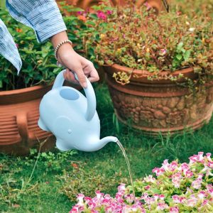 Arrosoir Licorne avec bec pour un arrosage précis