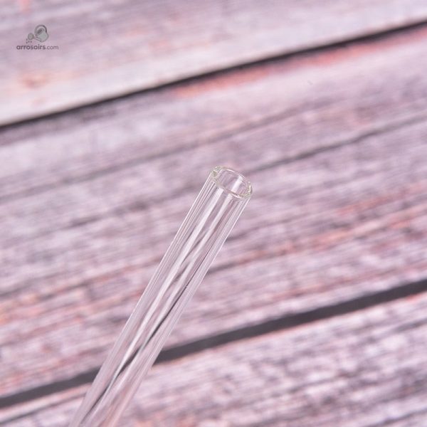 Arrosoir en verre, idéal pour un arrosage précis et doux