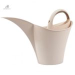 Arrosoir à petit format pour un usage quotidien en jardinage