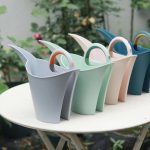 Arrosoir léger idéal pour le jardinage urbain