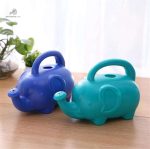 Accessoire jardinage enfant, arrosoir éléphant bleu