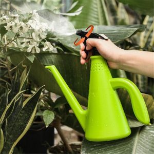 Arrosoir spray pour vaporiser les plantes facilement