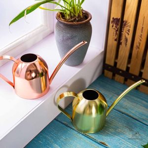 Accessoire jardin doré et cuivré