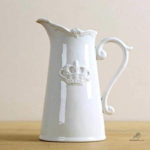 Arrosoir en porcelaine vintage, élégant et décoratif