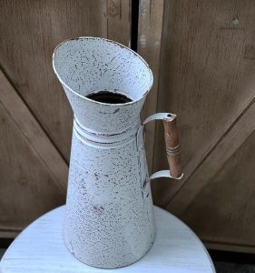 Arrosoir en métal, accessoire décoratif pour maison élégante