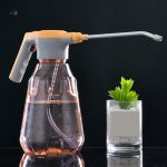 Brumisateur pour humidifier les feuilles des plantes