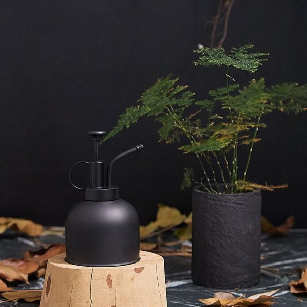 Vaporisateur élégant en finition noir mat