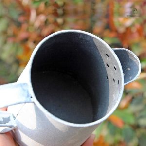Carafe vintage en métal pour arroser les plantes