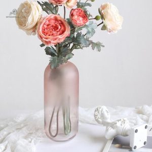 Vase en verre rose, pièce maîtresse décorative
