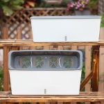 Pot durable avec fonction d'arrosage automatique