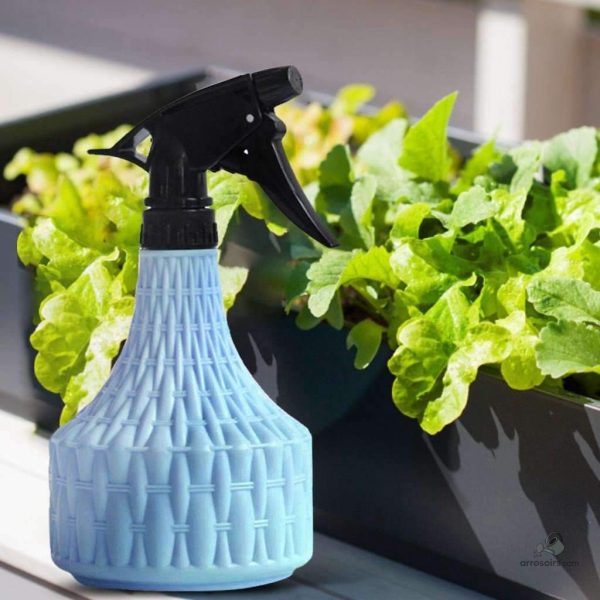 Vaporisateurs compacts pour un arrosage facile des plantes