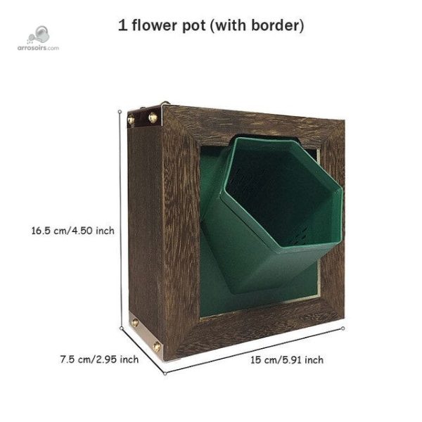 Mur végétal design avec pot d'arrosage intégré