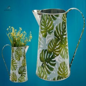 Arrosoir en zinc pratique et élégant pour le jardinage