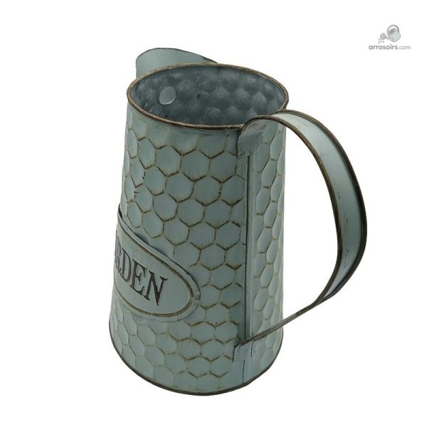 Accessoire de jardin en métal au design nostalgique