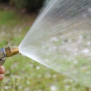 Accessoire d'arrosage en métal, idéal pour le jardinage