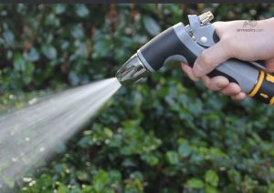 Pistolet d'arrosage ergonomique pour un usage facile