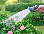 Outil d'arrosage adaptable pour différents besoins de jardin