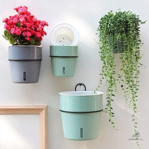 Pot d'arrosage intelligent pour un entretien facile des plantes