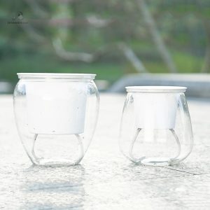 Pot d'Arrosage Automatique au design moderne et pratique
