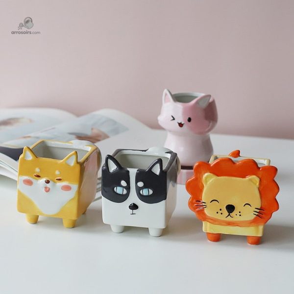 Pot de fleurs avec design d'animaux amusants