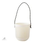 Solution d'arrosage pratique pour plantes suspendues