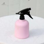 Vaporisateur tendance pastel pour embellir votre espace vert