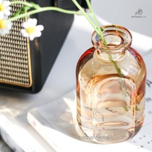 Vase décoratif en verre coloré
