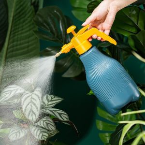 Outil de jardinage : vaporisateur pratique