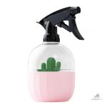Vaporisateur pratique pour apporter l'humidité aux plantes