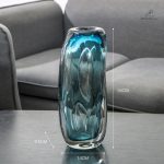 Vase moderne, finition bleue et transparente