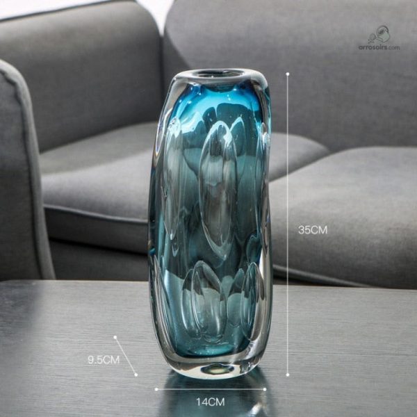 Vase moderne, finition bleue et transparente