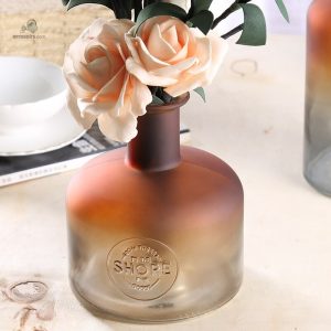 Vase élégant en forme de bouteille