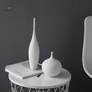 Vase design contemporain avec forme unique