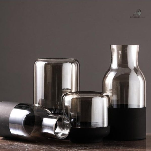 Vase en verre décoratif