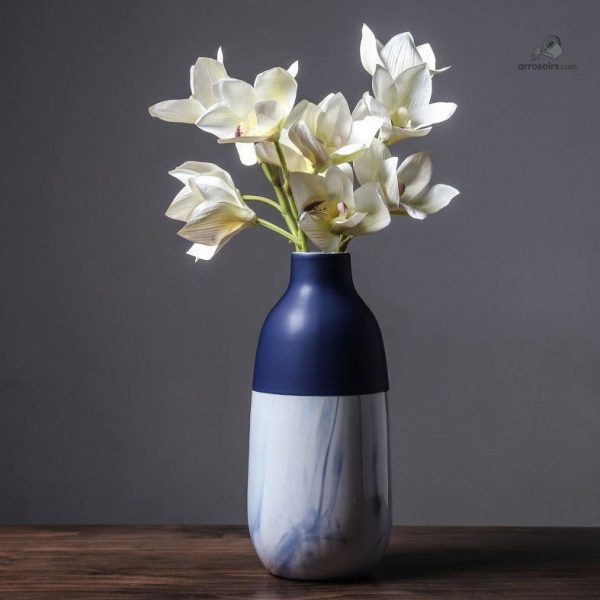 Vase contemporain en céramique élégante