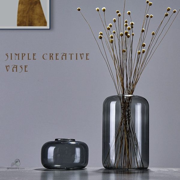 vase-gris-fume-1 Vase design gris fumé élégant et moderne