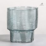 Vase ondulé, harmonie entre forme et fonction