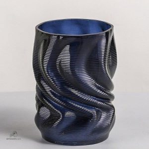 Vase ondulé, touche moderne pour votre espace